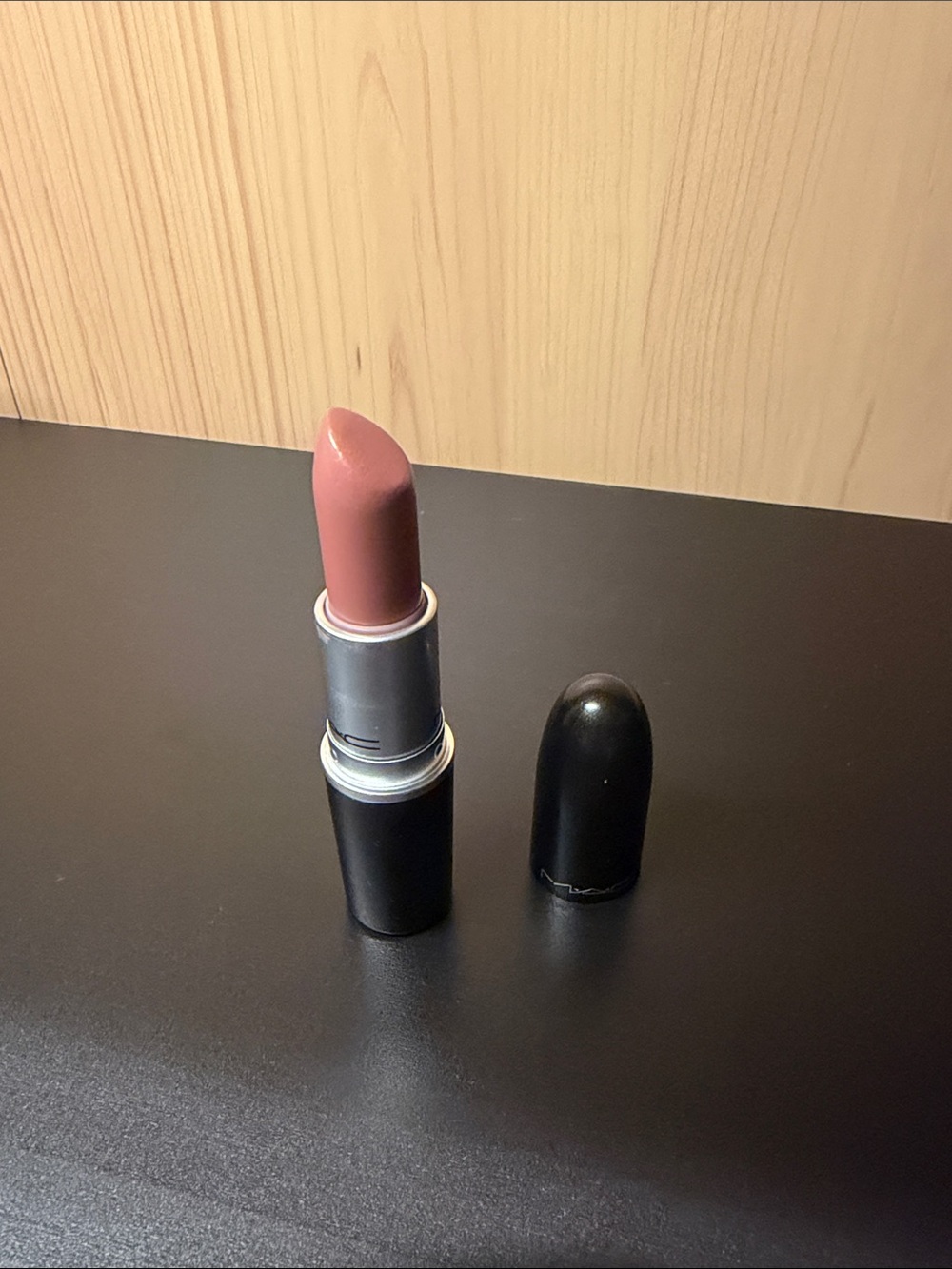 MAC OG Cremesheen Modesty Lipstick